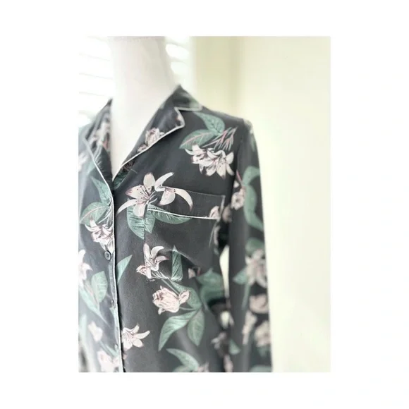 Frank + Oak Floral Silk Button-Front Top in Charcoal and Sage - Picture 4 of 6
